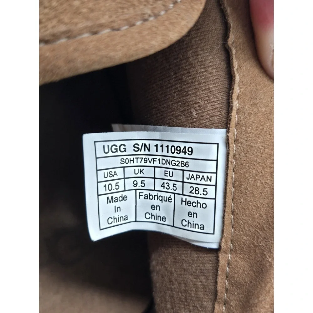 UGG Freamon Mens Size 10.5 Brown Suede Lace Up Chukka Boots 1110949